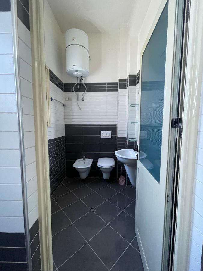 John'S Holiday Home Vlorë エクステリア 写真