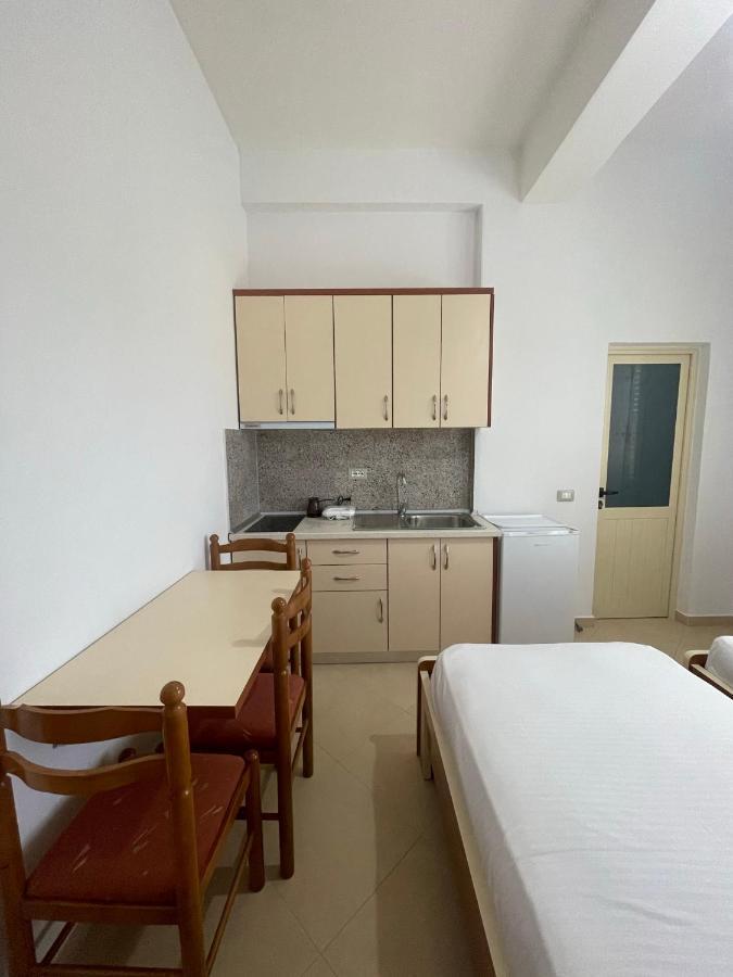 John'S Holiday Home Vlorë エクステリア 写真