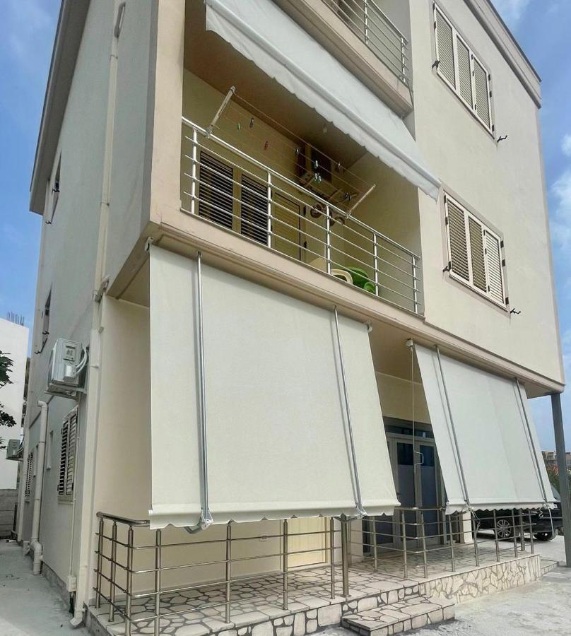 John'S Holiday Home Vlorë エクステリア 写真