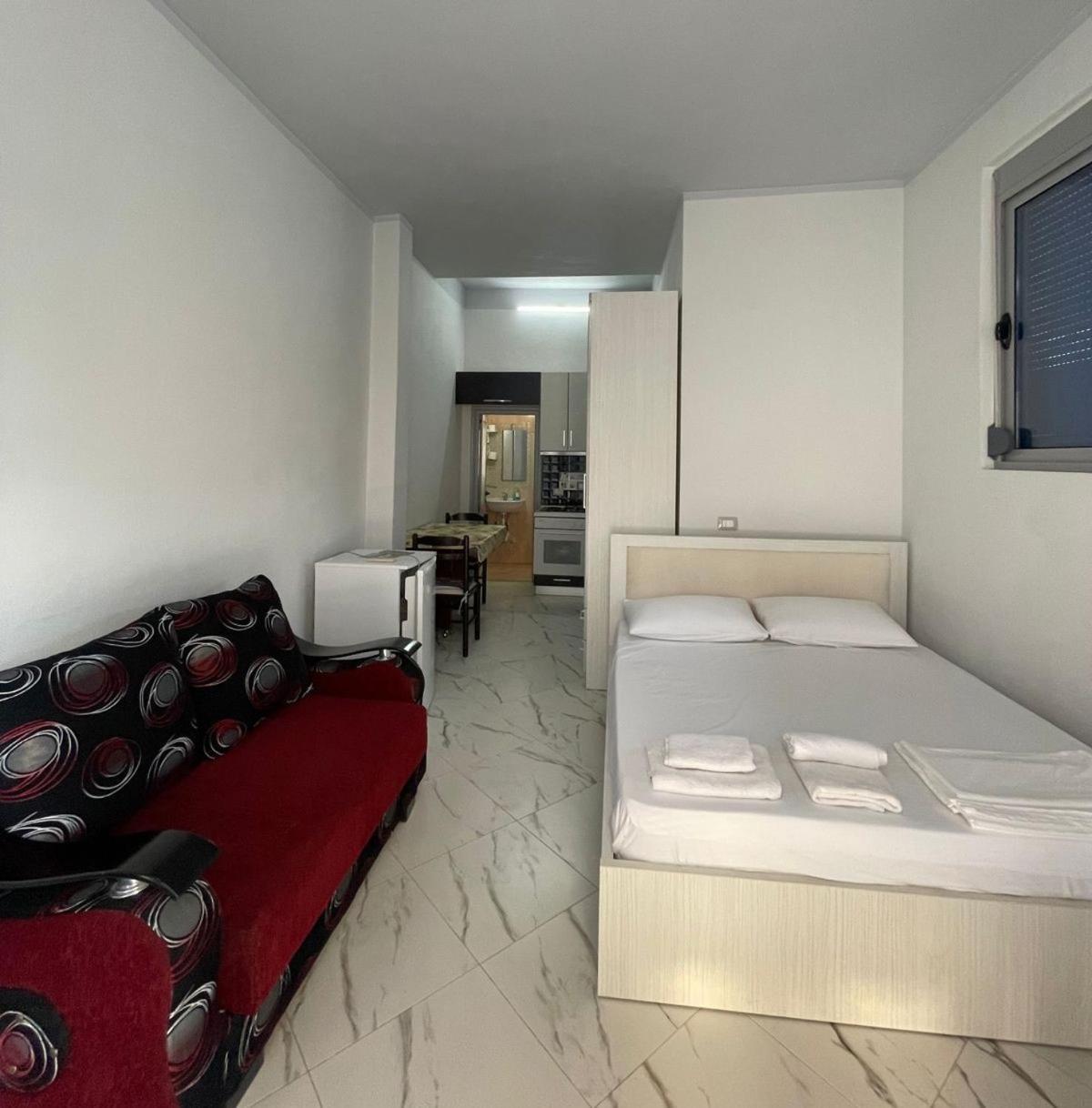 John'S Holiday Home Vlorë エクステリア 写真